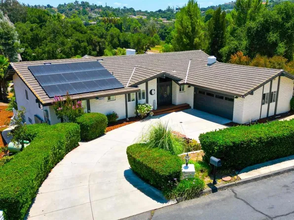 28042 Glenmeade Way, Escondido, CA 92026