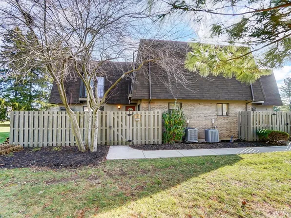 8553 Island Pines Dr, Maineville, OH 45039