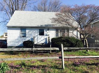 45 Yacht St, Bridgeport, CT 06605