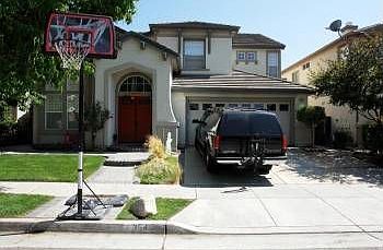 1st image of 354 Daisy Dr