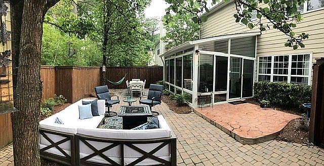 2nd image of 2556 Alvecot Cir SE