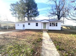 1303 Irma St, Corning, AR 72422