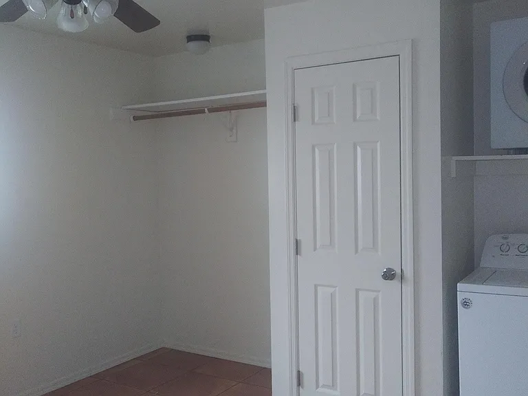 428 N Curtis Ave #C — Photo 7