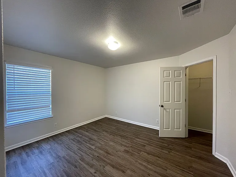 129 Crane Crest Dr — Photo 13