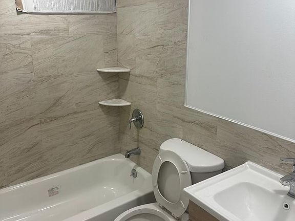 3rd image of 1 Jefferson St #1
