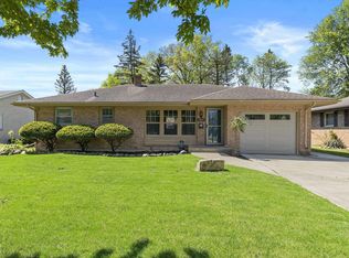 4623 Pembrooke Pl, Rockford, IL 61108