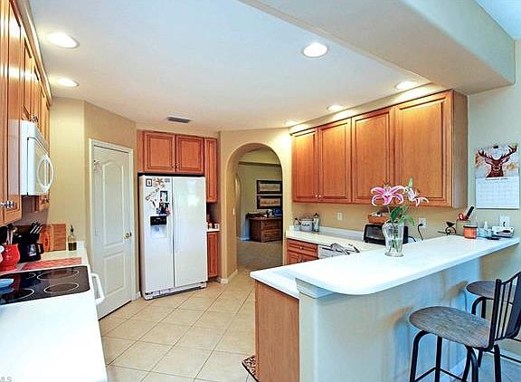 4th image of 3211 Sea Haven Ct #2702