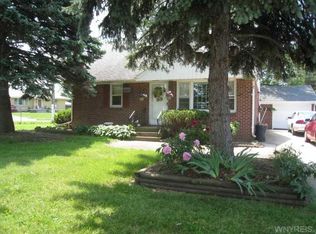 99 Shamokin Dr, Lackawanna, NY 14218