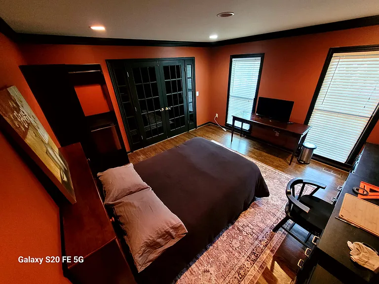 5917 Manor Pl — Photo 3