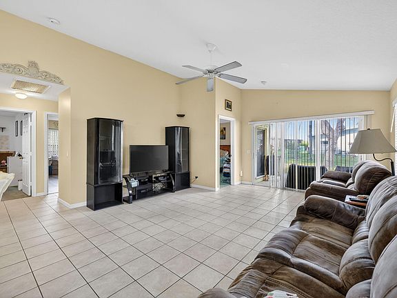 5th image of 9042 SW Caprice Circle