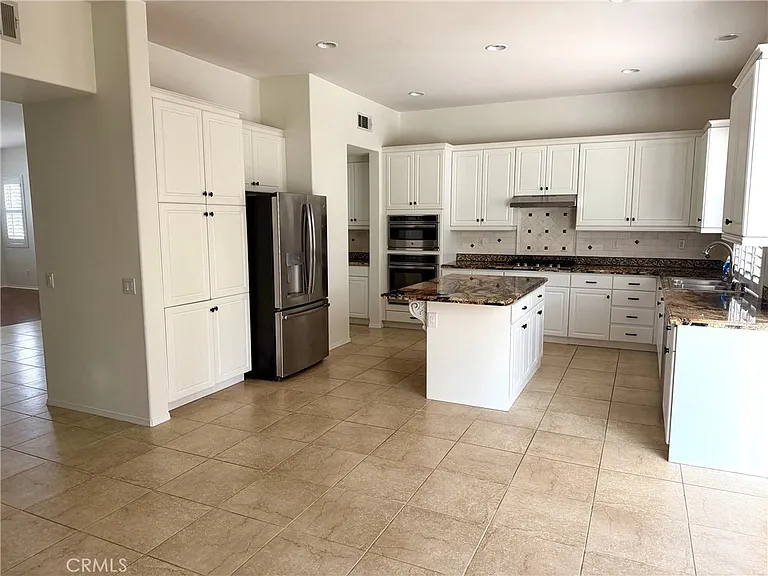 8336 Barnwood Ln — Photo 3