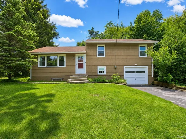 26 Willow Place, Middletown, NY 10940