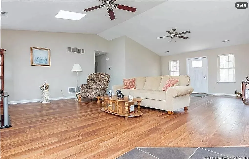 3 bed, 1500 sqft, $2,040 — Photo 4