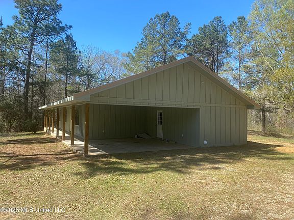 2nd image of 551 Fruitland Park Rd