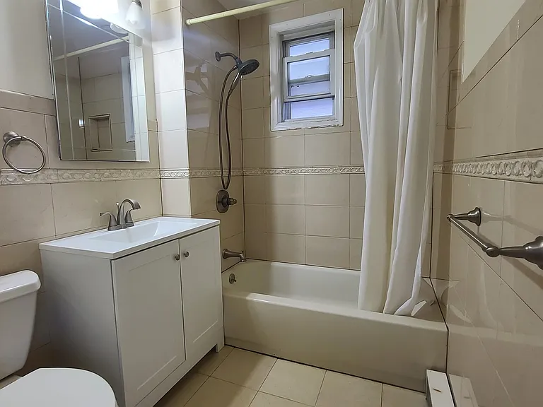 302 Summit Ave #1 — Photo 20