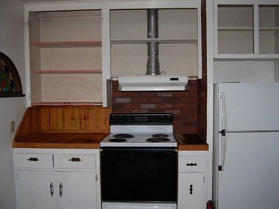 4th image of 1417 Mitchell Ave NE