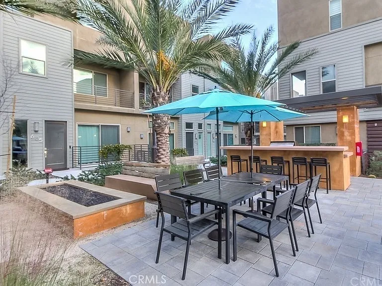 630 Chandler Walk — Photo 10
