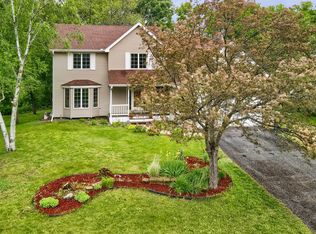 3759 Greensboro Dr, Eagan, MN 55123