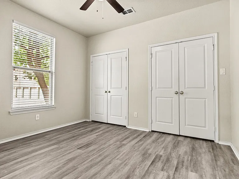 2713 McCart — Photo 21
