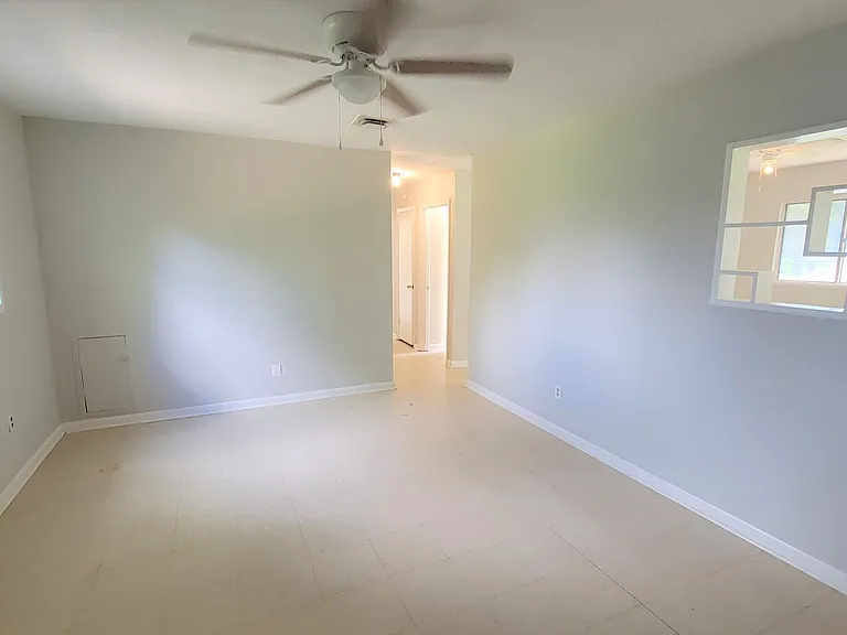 3406 Black Lake Cir — Photo 9