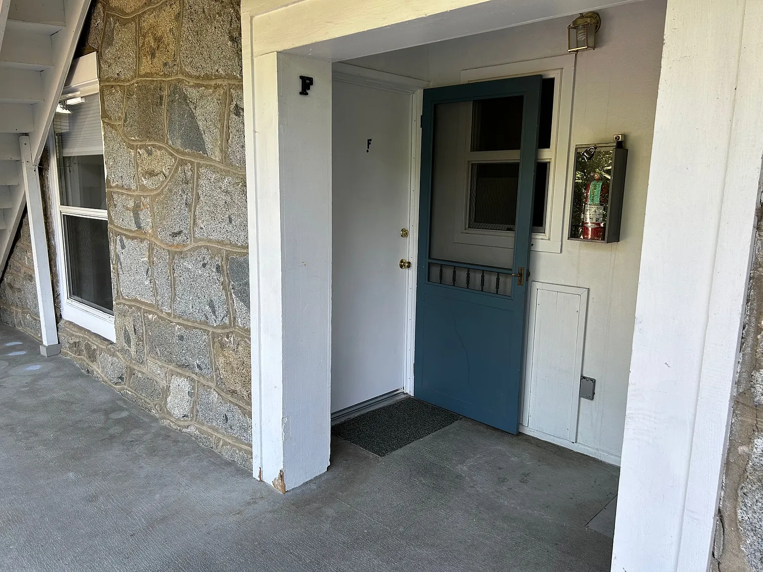 Boulder St, Nevada City — Photo 2