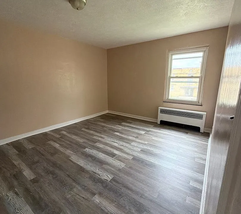 110 Blymyer Ave