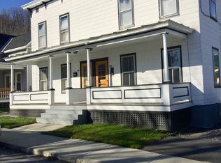 5 Howard St, South Barre, VT 05641