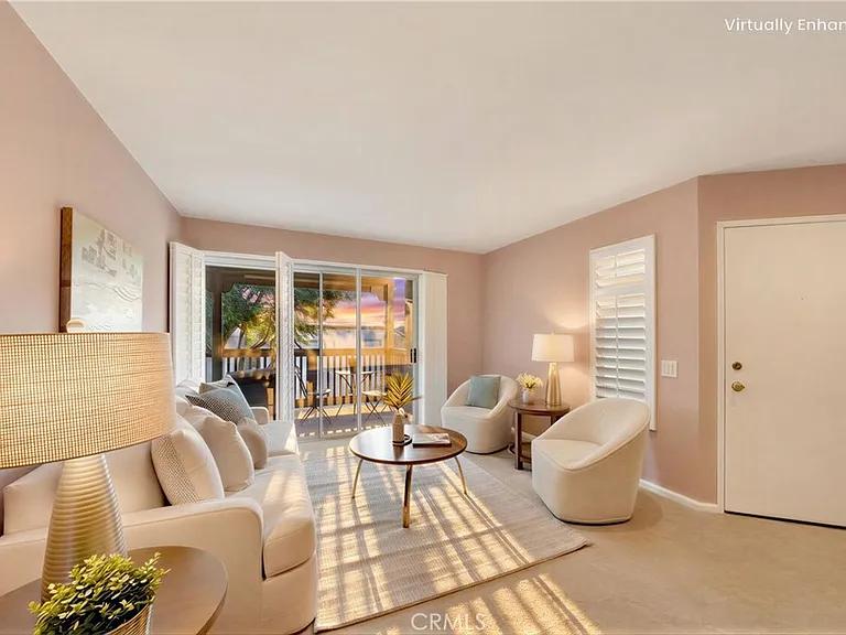 104 S Cross Creek Rd #M — Photo 3
