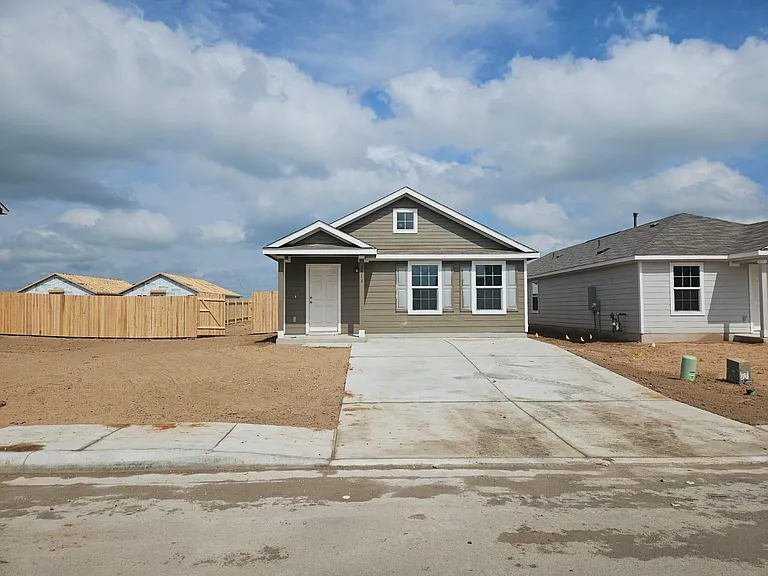 2318 Tornado Aly — Photo 10