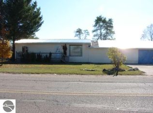 14848 N Mackinaw Trl, Leroy, MI 49655