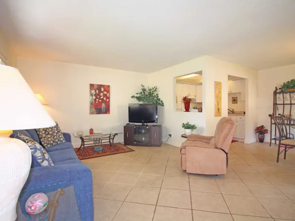 242 Flanders Park #F, Delray Beach, FL 33484