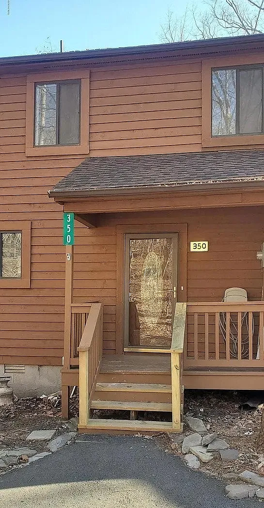 2 bed, 1.5 bath, 1107 sqft, $1,850 — Photo 2