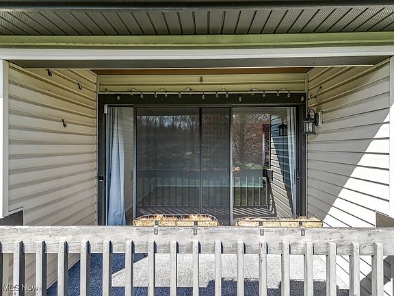 5th image of 6300 Greenwood Pkwy APT 206