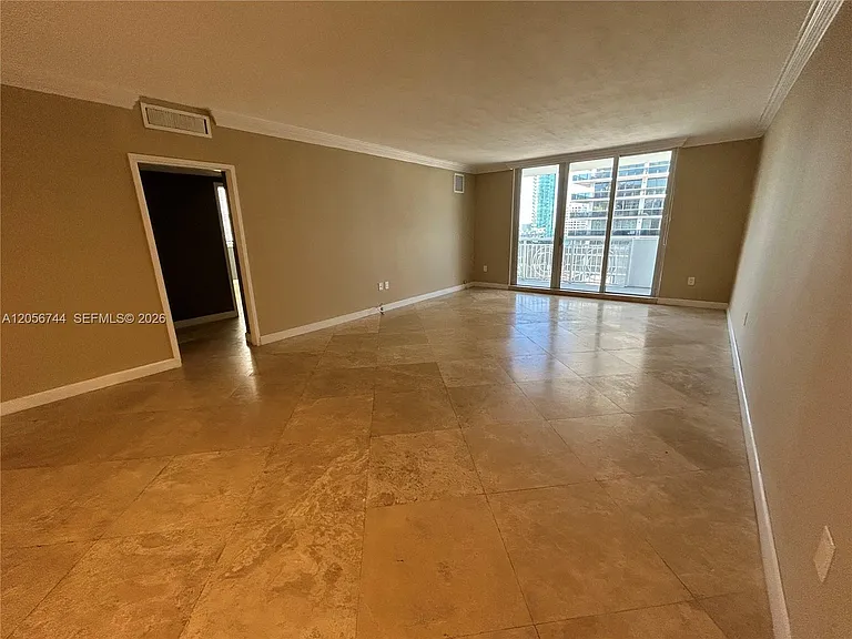 5825 Collins Ave #9C — Photo 59