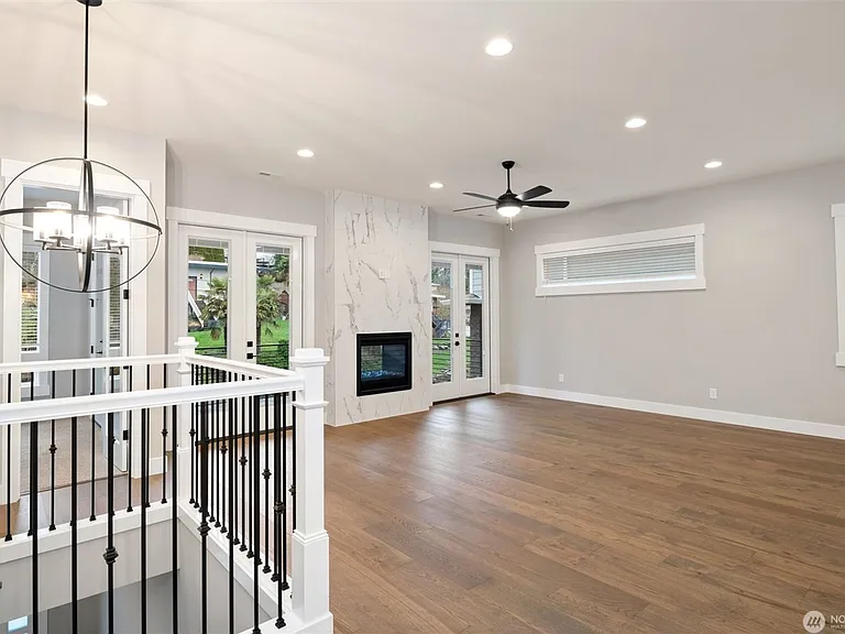 7585 S 130th Pl — Photo 18