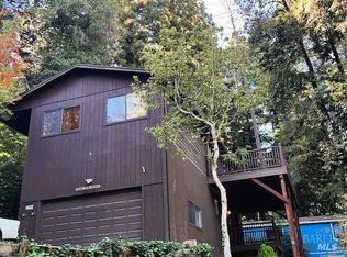 17360 Park Avenue, Guerneville, CA 95446