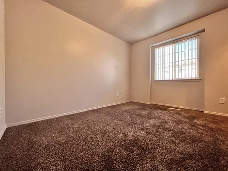 Tottenham - 7586 — Photo 3