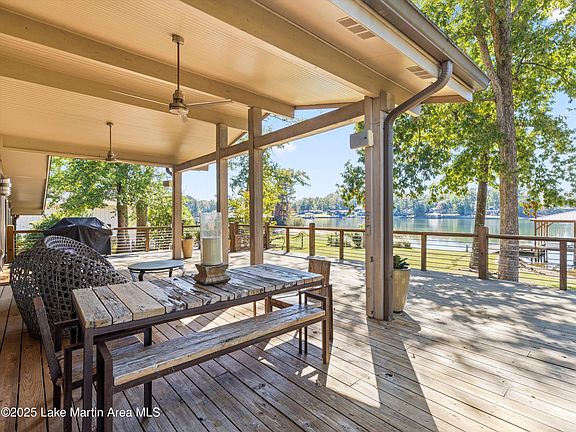 4th image of 825 Beach Island Trce