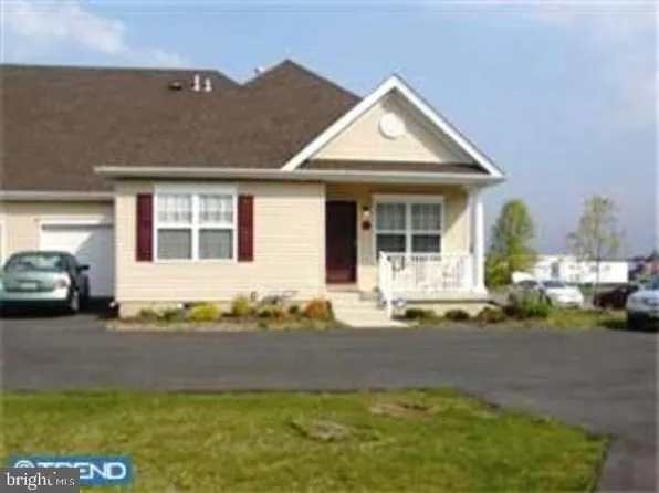 502 Emerson Ct, Clementon, NJ 08021