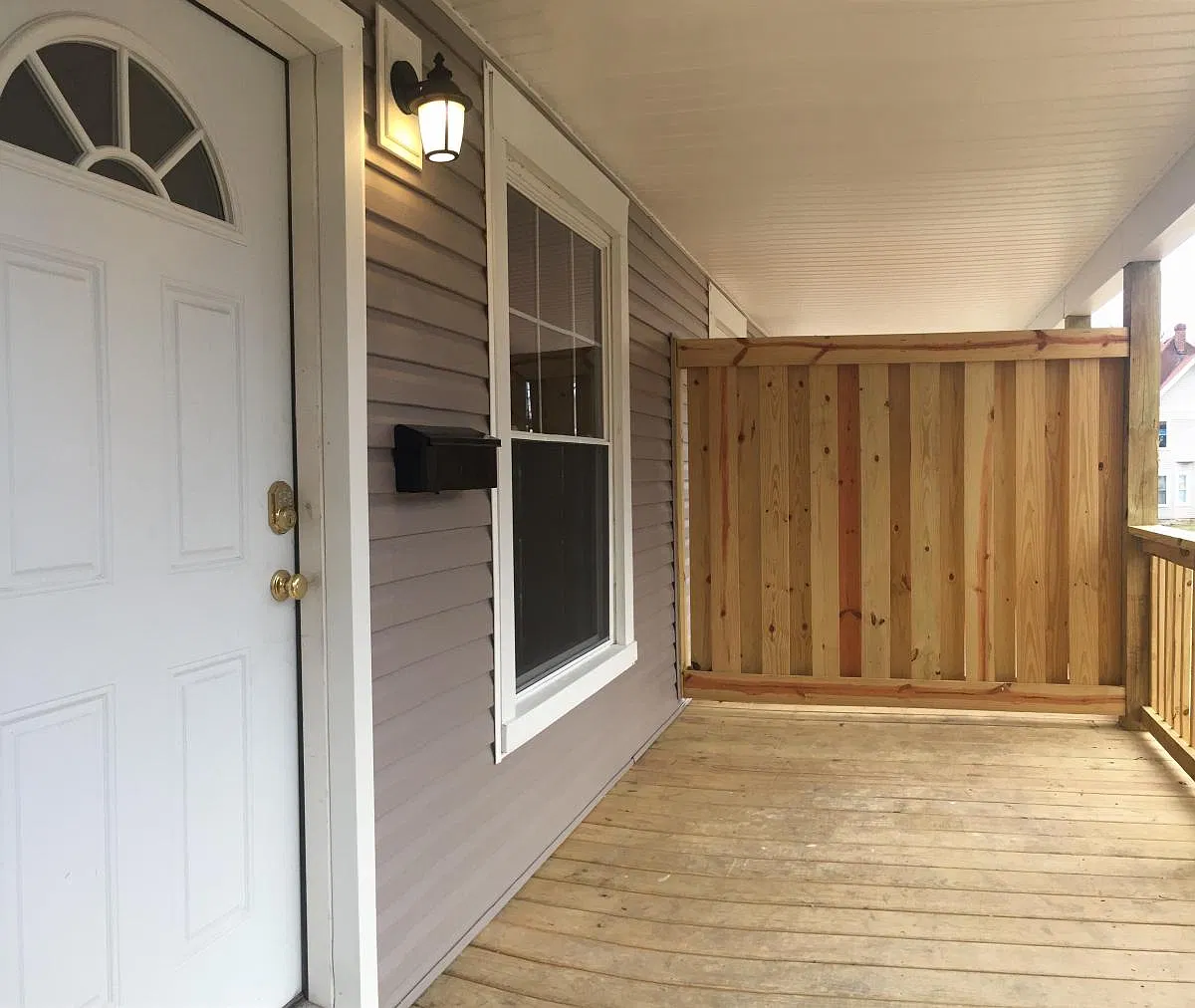 3 bed, 1300 sqft, $1,045 — Photo 2
