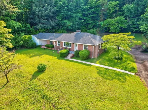 58 Crawford St, Ellijay, GA 30540