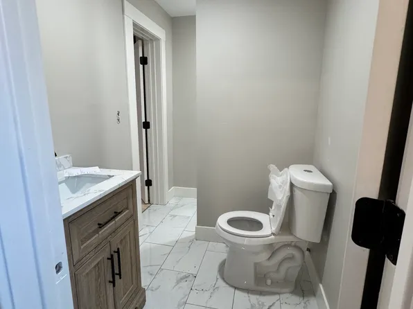 217 Alexander St #3, Rochester, NY 14607