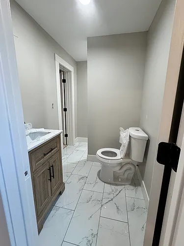 217 Alexander St #3 Photo 1