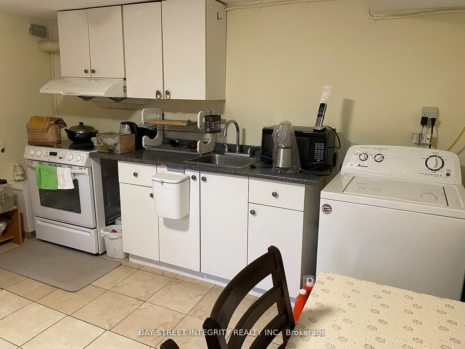 1 bed, $1,300 — Photo 4