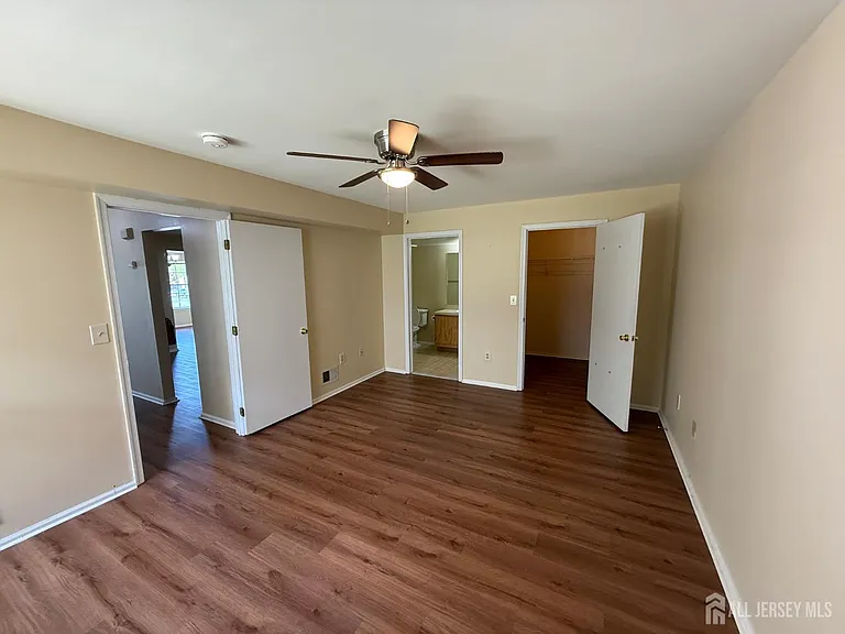 1102 Stony Brook Way — Photo 9