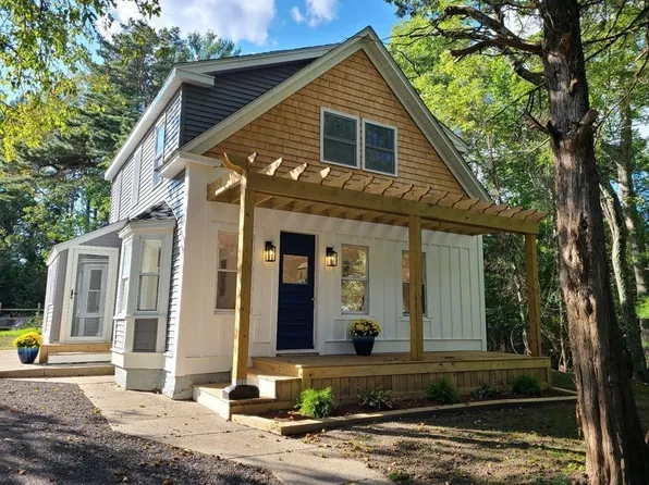 182 Braley Rd, East Freetown, MA 02717