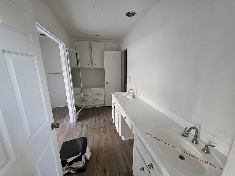 1803 Keatley Dr — Photo 7