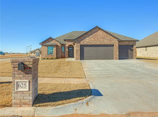 625 N Cottontail Way, Mustang, OK 73064