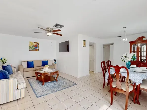 4017 Audubon Dr, Largo, FL 33771