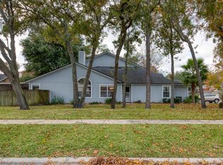 7636 Rain Forest Dr N, Jacksonville, FL 32277